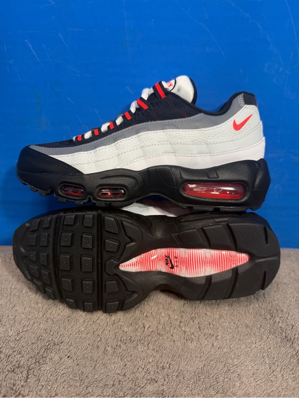 Nike Air max 95 redraft gs
Infrared
Brand new